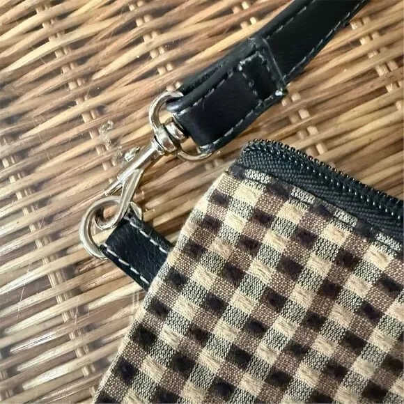 Longaberger Lightweight Crossbody Bag Black Khaki Checkered Plaid
Long Strap - Picture 6 of 10